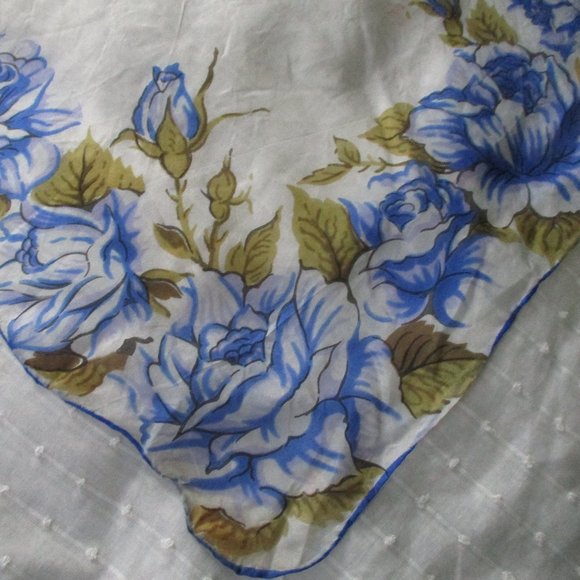 1930s sheer silk blue roses scarf - Picture 3 of 8